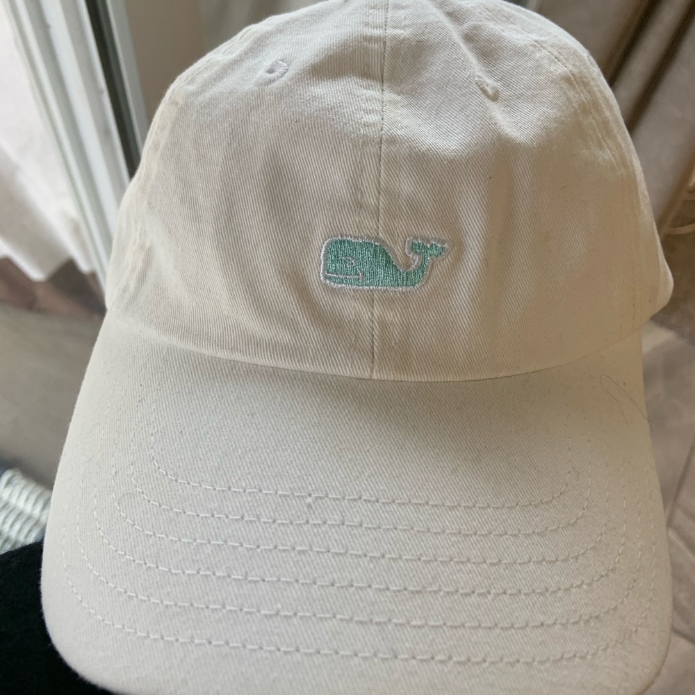 Vineyard Vines Hat